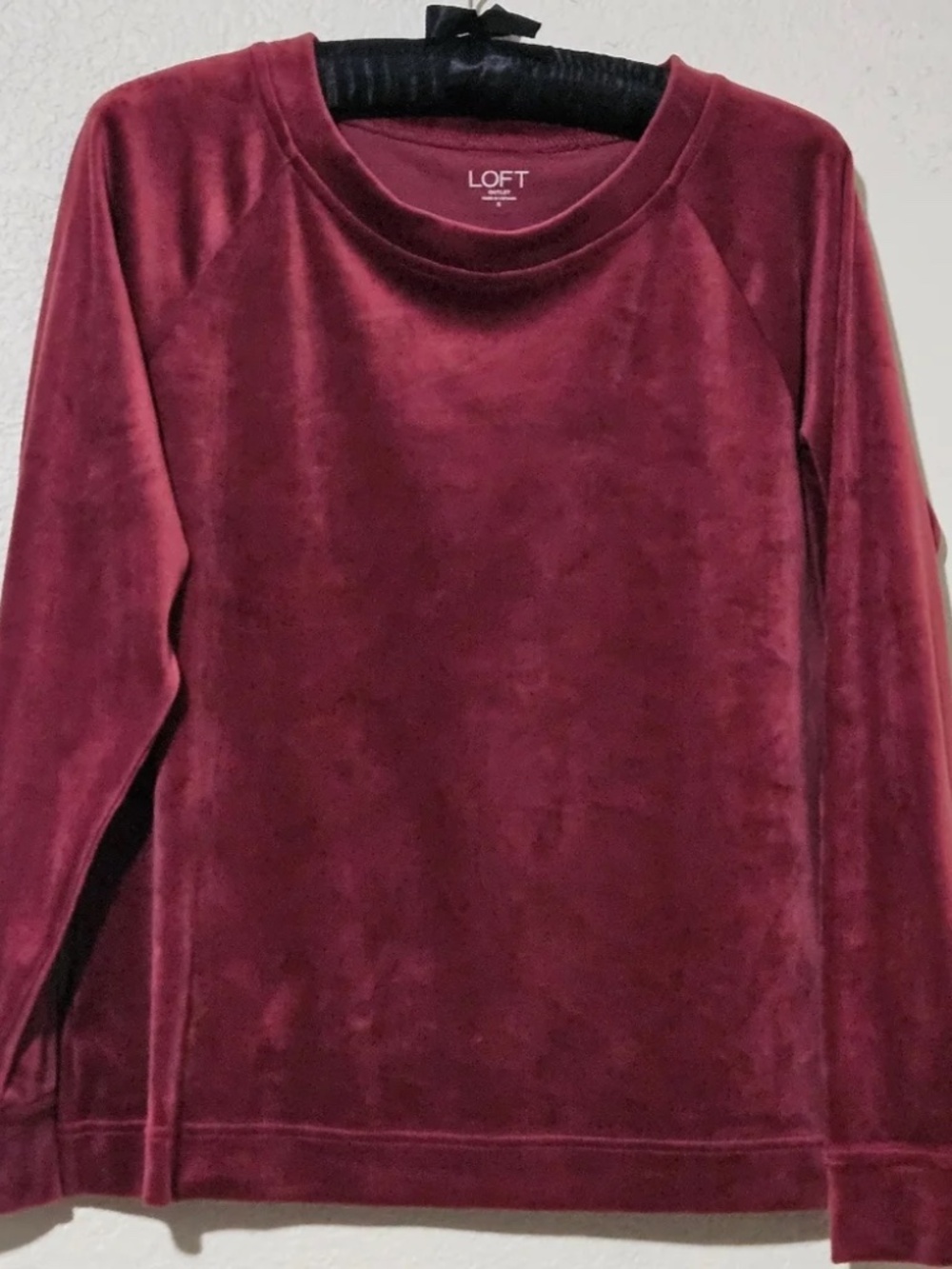 Loft Velour Burgundy Top Small